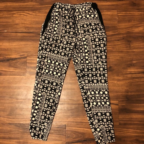 H&M Pants - Picture 4 of 6